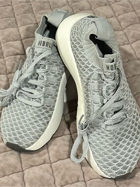 NOBULL Light Gray Knit Athletic Sneakers with White Sole